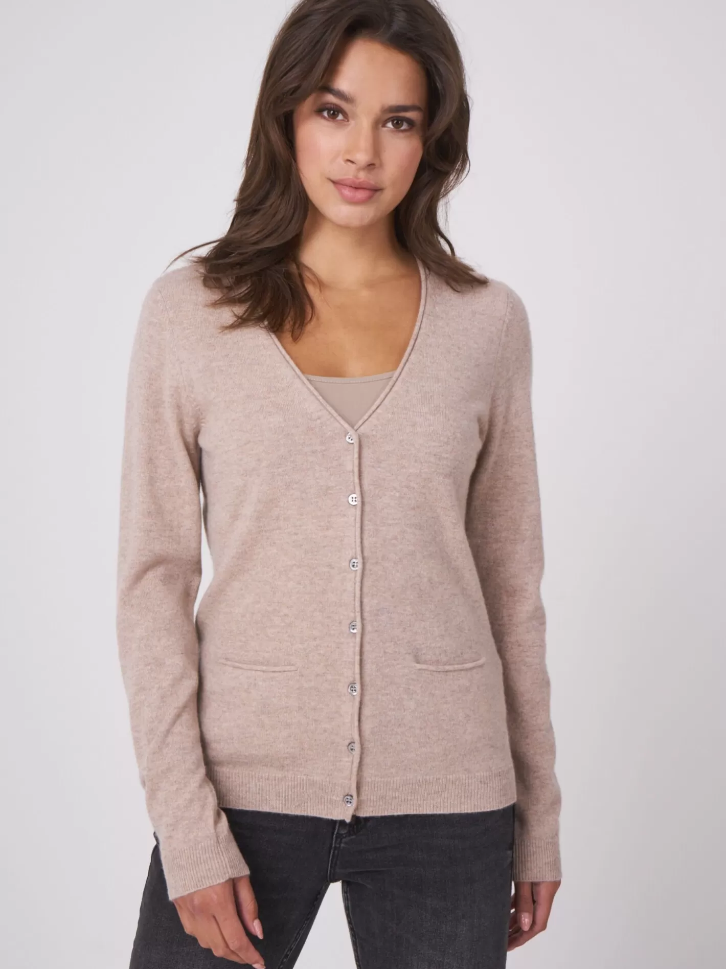 Cardigans<REPEAT cashmere Basic Cardigan With V-Neck And Pockets Sand