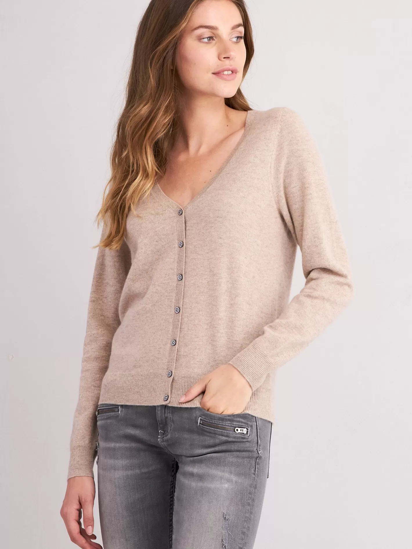 Cardigans<REPEAT cashmere Basic Cashmere Cardigan With V-Neck Sand