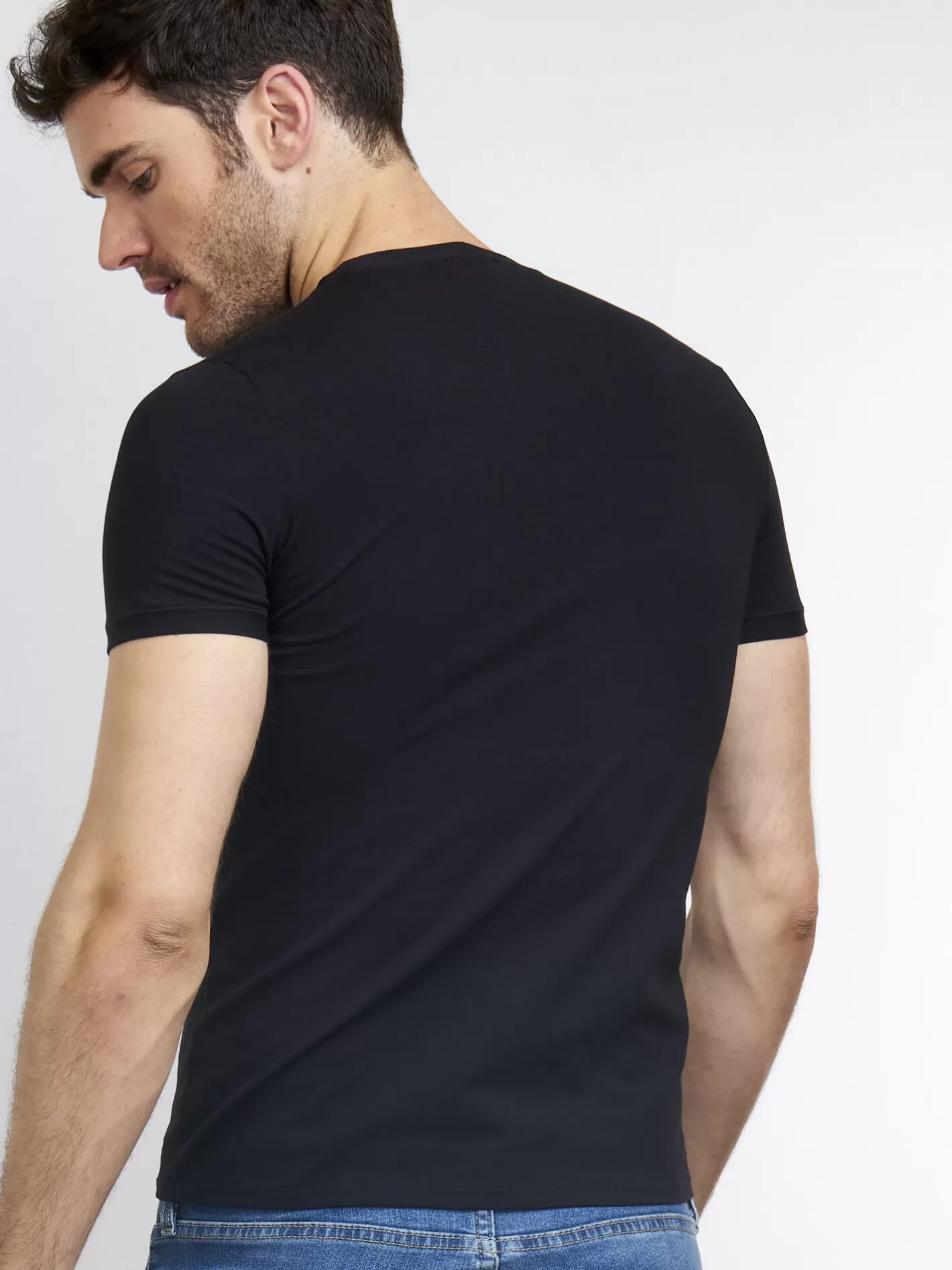 T-Shirts<REPEAT cashmere Basic Men's Round Neck T-Shirt Black