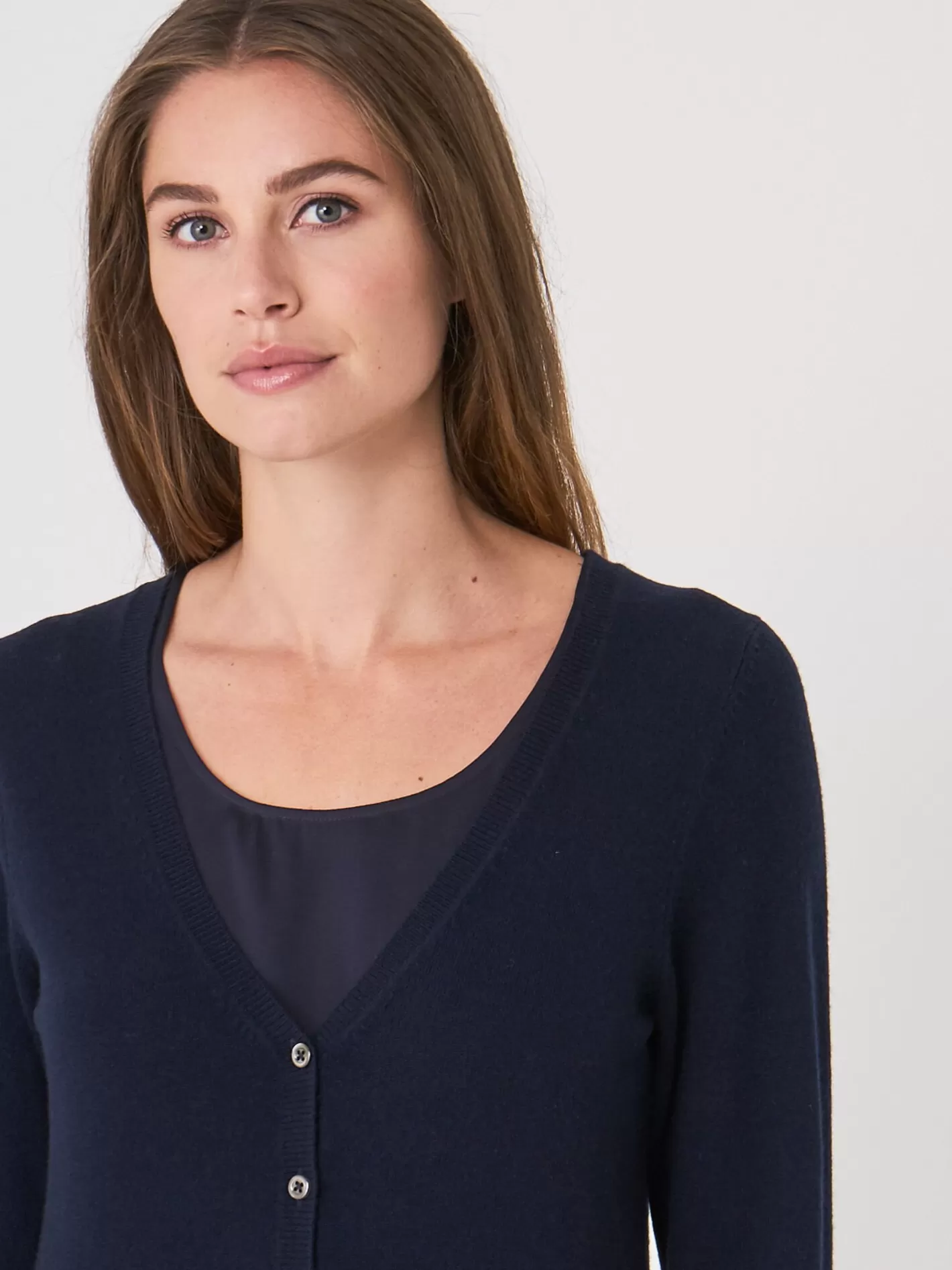 Organic Cashmere<REPEAT cashmere Basic Organic Cashmere Cardigan With V-Neck Navy