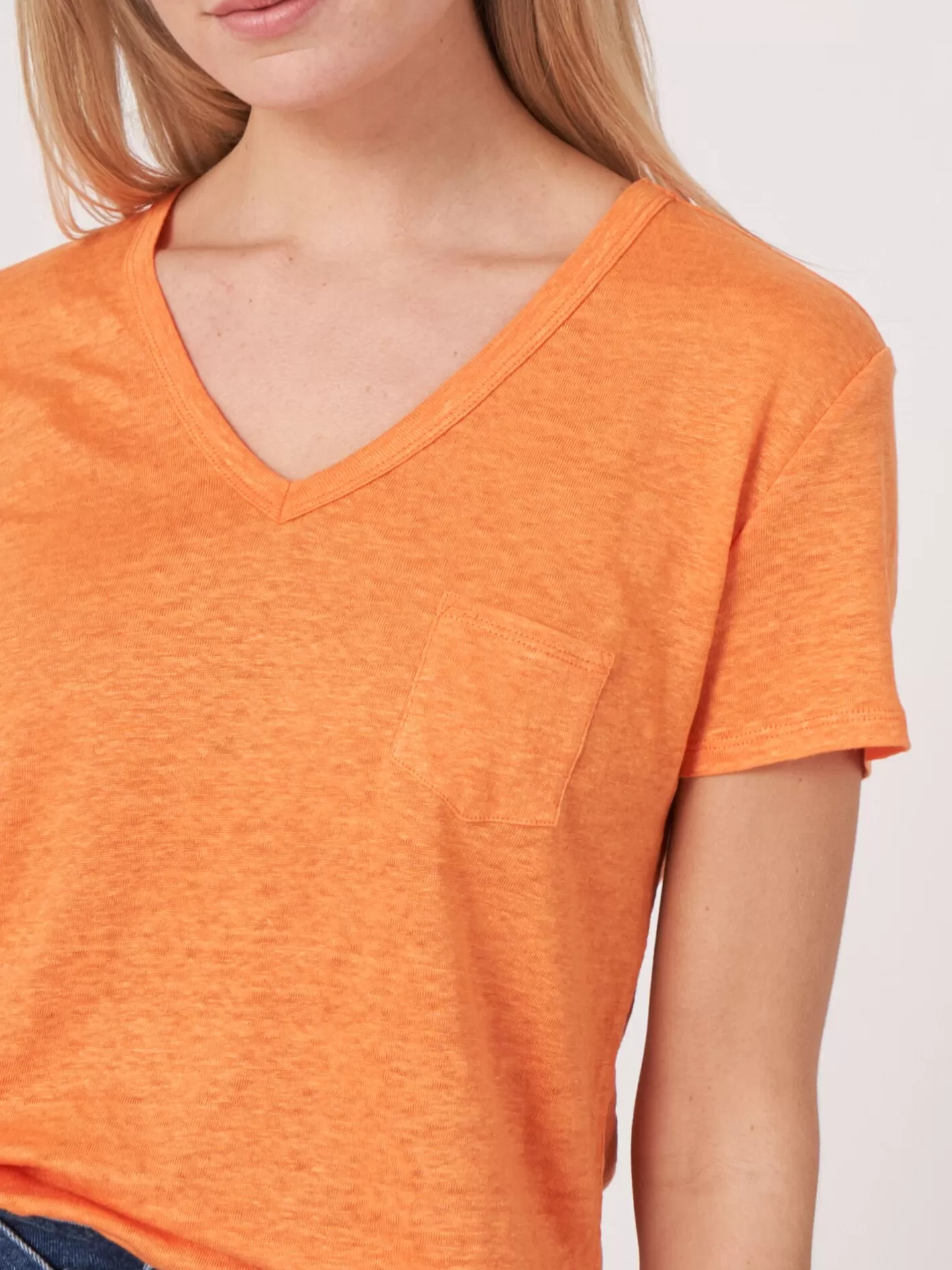 Tops<REPEAT cashmere Basic Pure Linen V-Neck T-Shirt With Chest Pocket Papaya