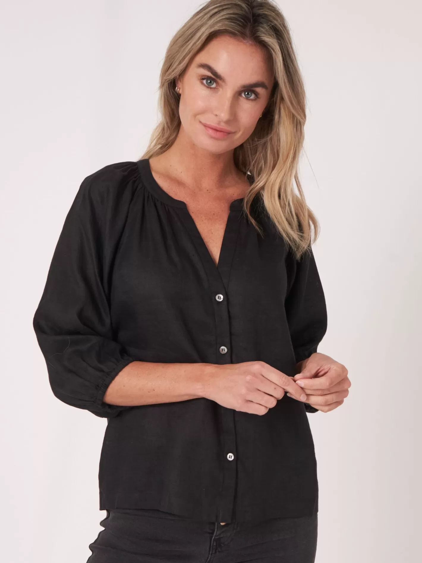 Blouses<REPEAT cashmere Buttoned Linen Puff Sleeve Blouse Black