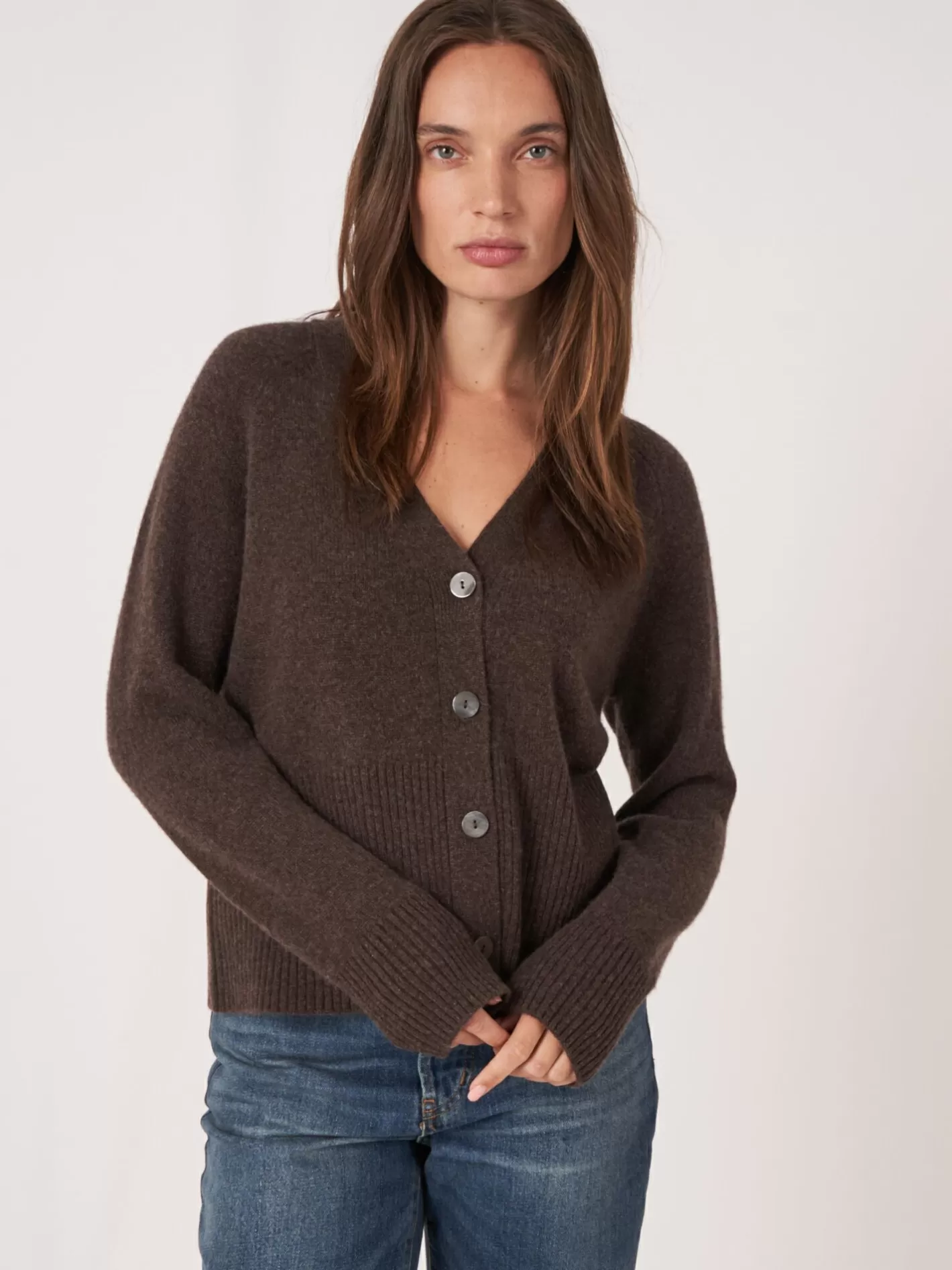 Cardigans<REPEAT cashmere Cashmere Cardigan With Ribbed V-Neck Chocolate