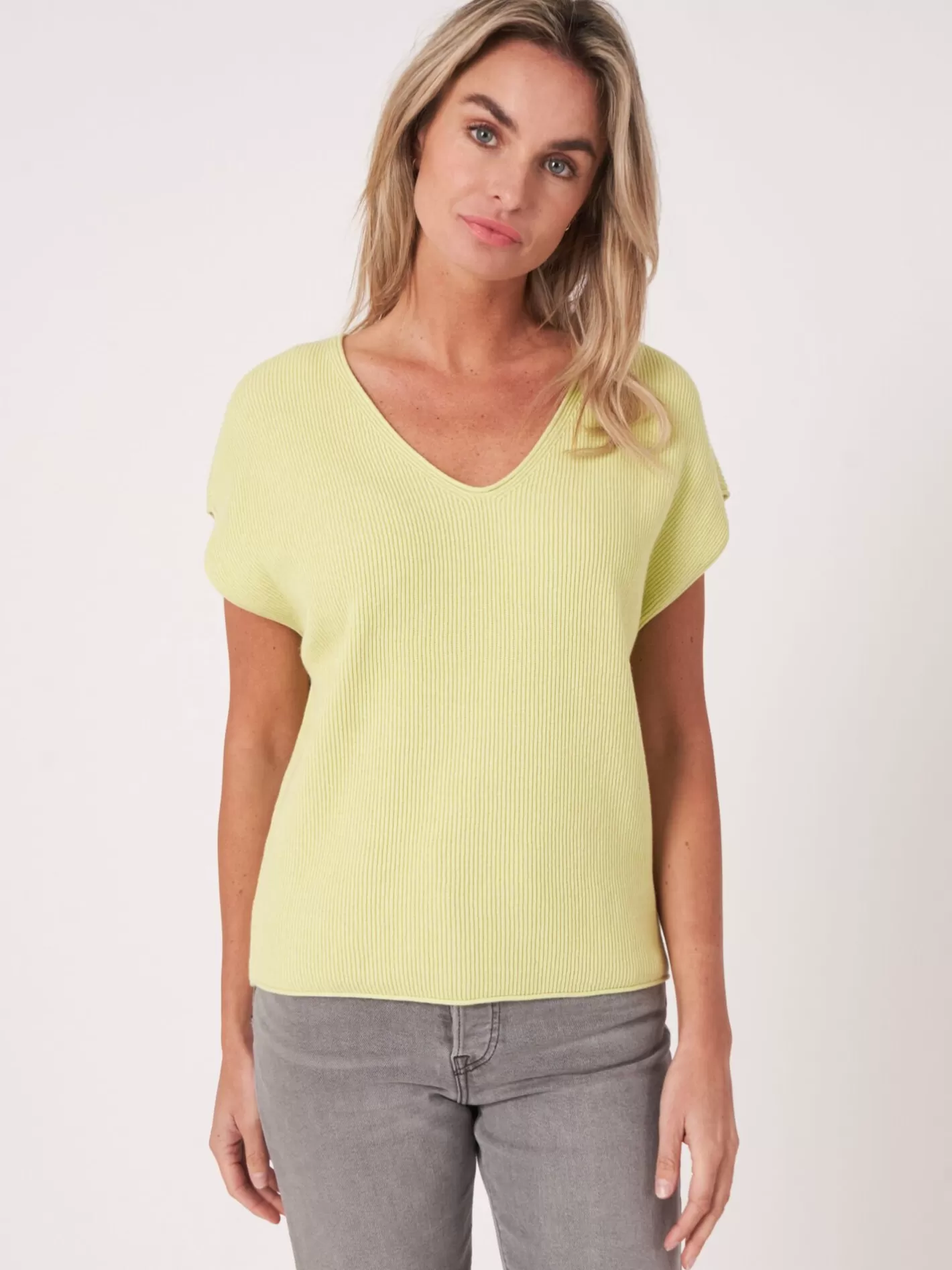 Sweaters<REPEAT cashmere Cashmere Cotton Blend V-Neck Knitted Top Soda