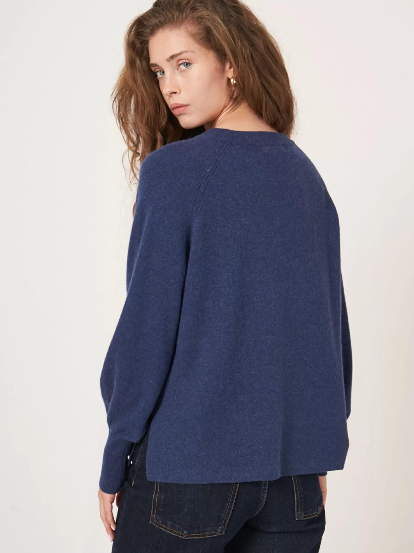 Sweaters<REPEAT cashmere Cashmere Raglan Sweater With High Ribbed Hem And Side Slit Saphire