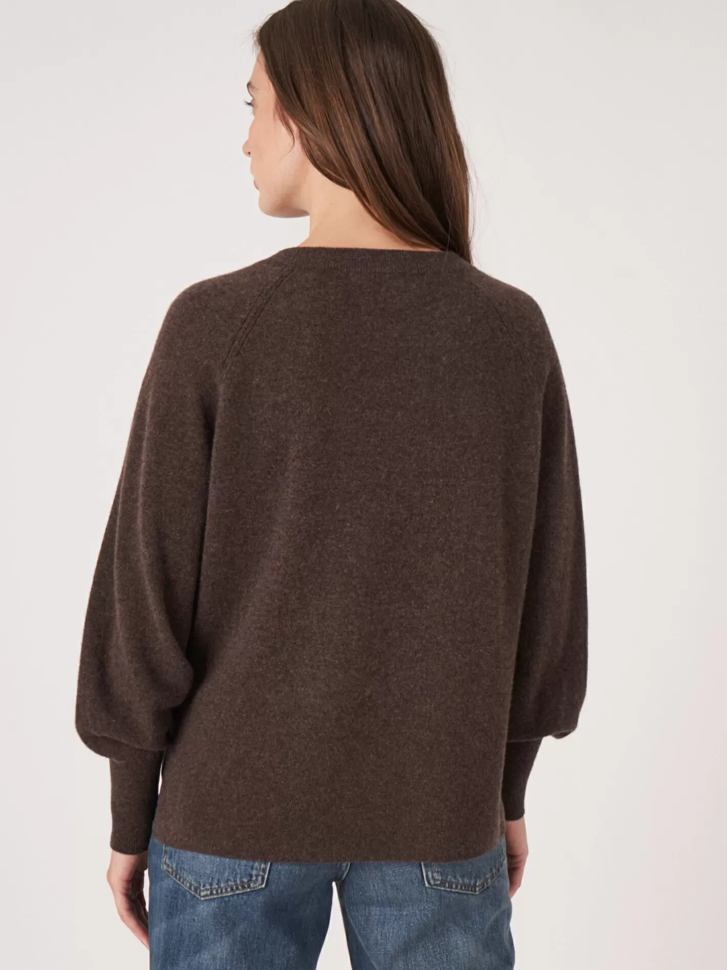 Sweaters<REPEAT cashmere Cashmere Raglan Sweater With High Ribbed Hem And Side Slit Chocolate