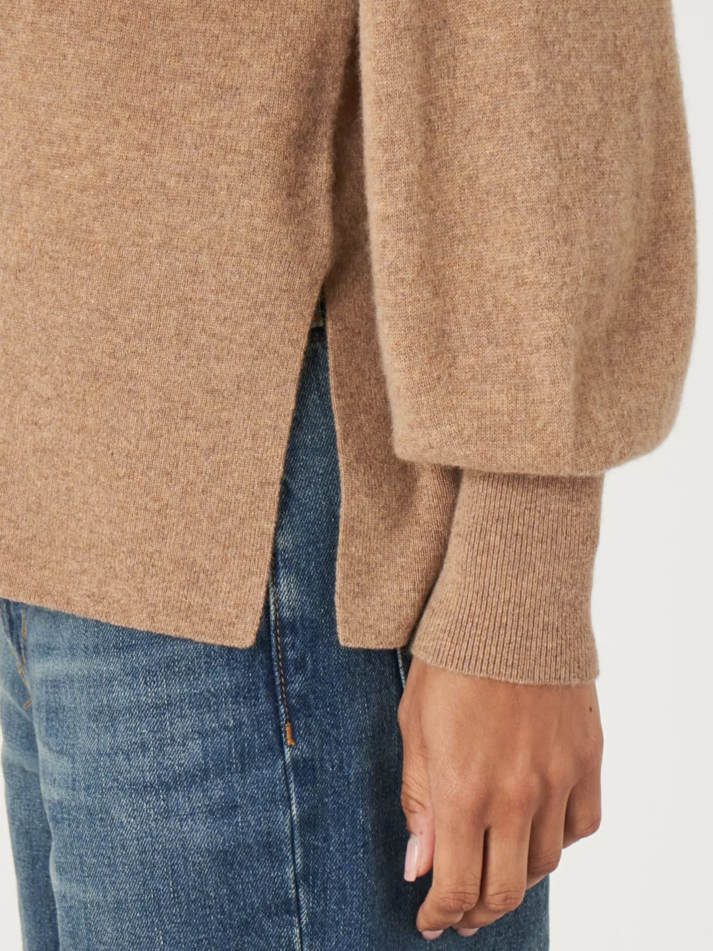 Sweaters<REPEAT cashmere Cashmere Raglan Sweater With High Ribbed Hem And Side Slit Camel
