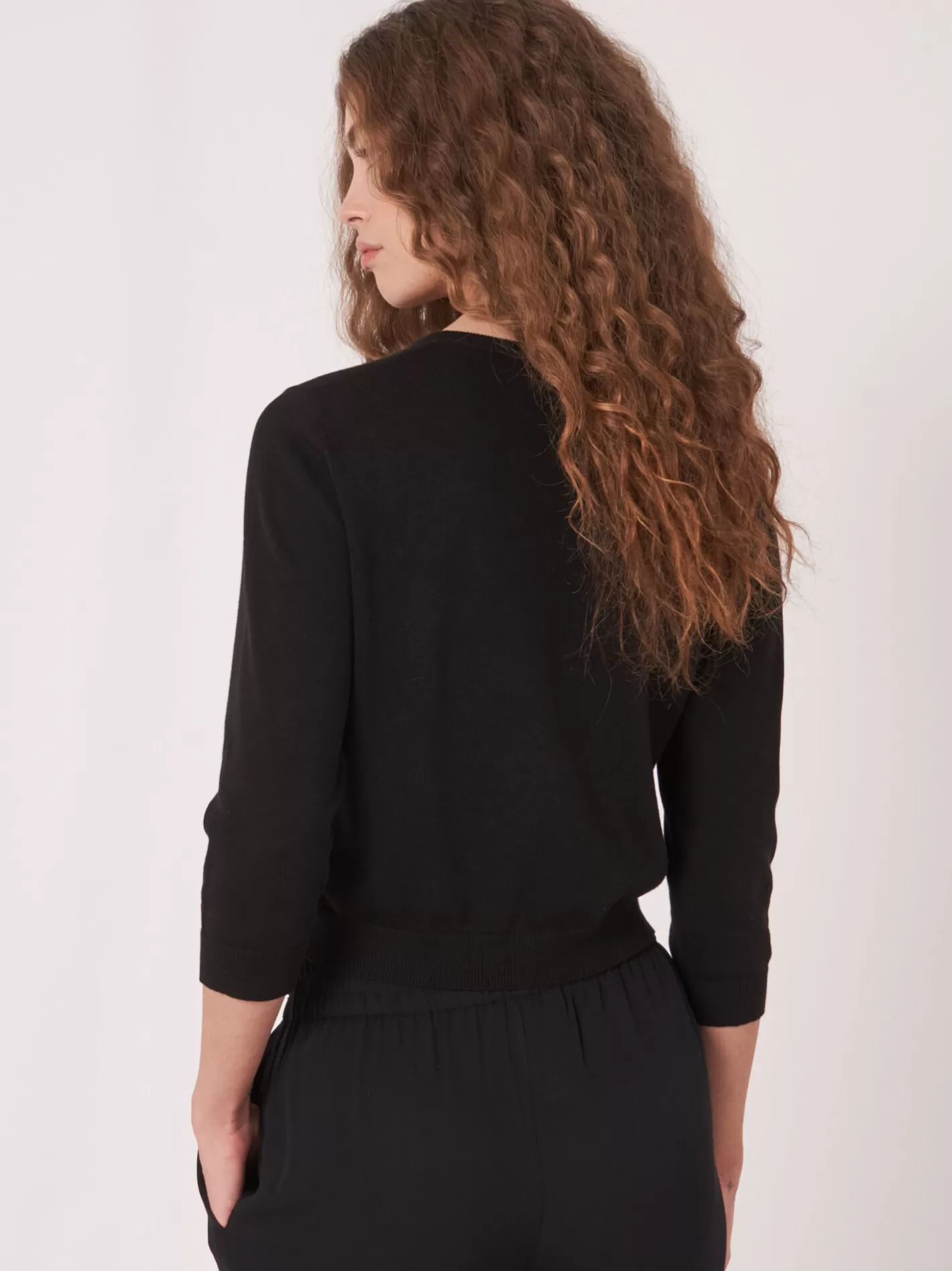 Cardigans<REPEAT cashmere Cropped Cardigan With Crew Neck In Organic Cotton Blend Black