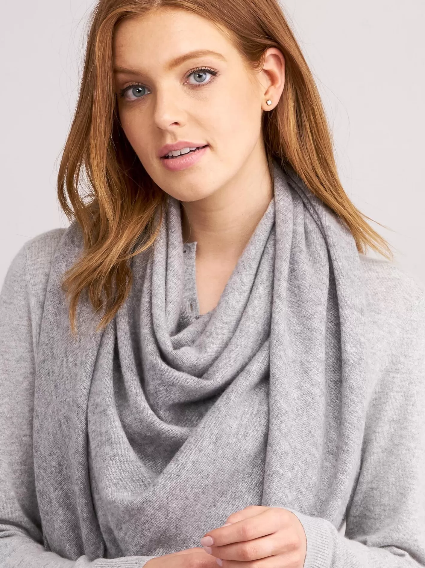 Organic Cashmere<REPEAT cashmere Fine Knit Organic Cashmere Triangular Scarf Light Grey