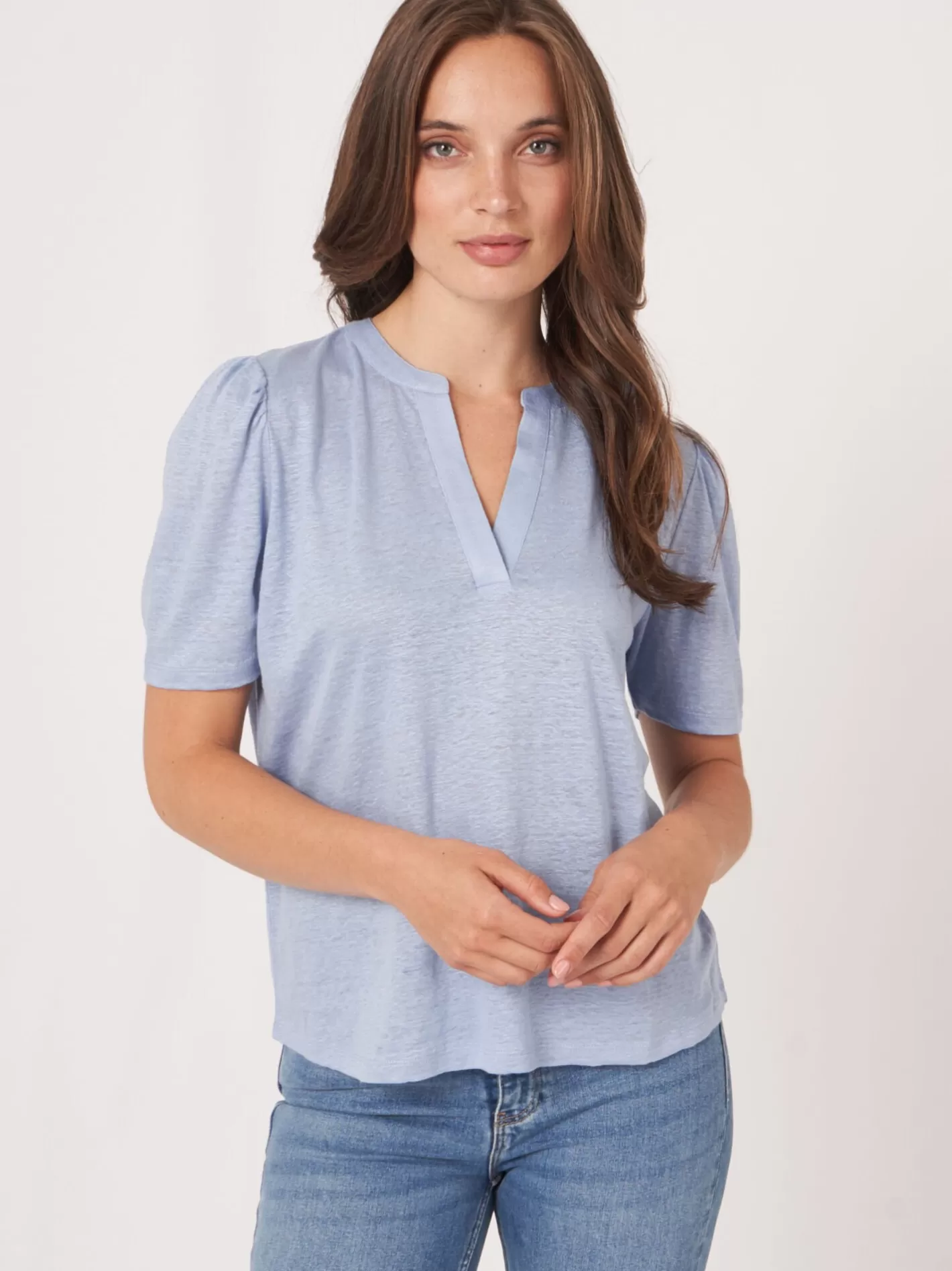 Tops<REPEAT cashmere Linen T-Shirt With Round Neckline With Slit Lt Blue