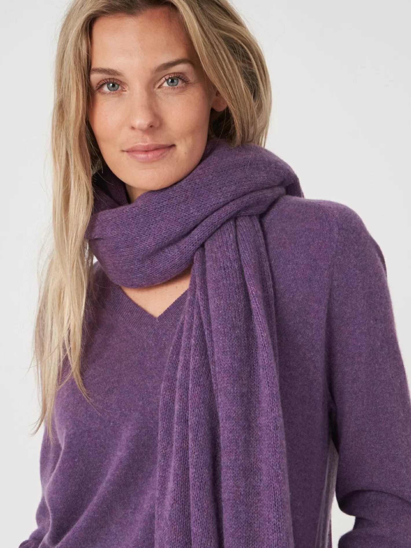 Scarves<REPEAT cashmere Loose Knit Organic Cashmere Scarf With Rib Details Amethyst