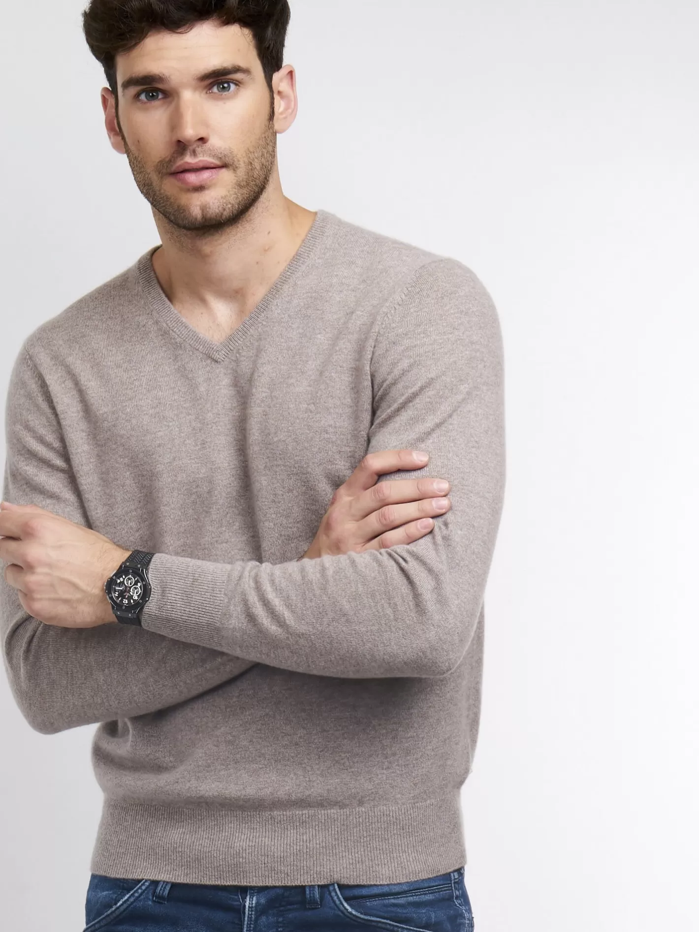 Sweaters<REPEAT cashmere Men's Cashmere V-Neck Sweater Sand