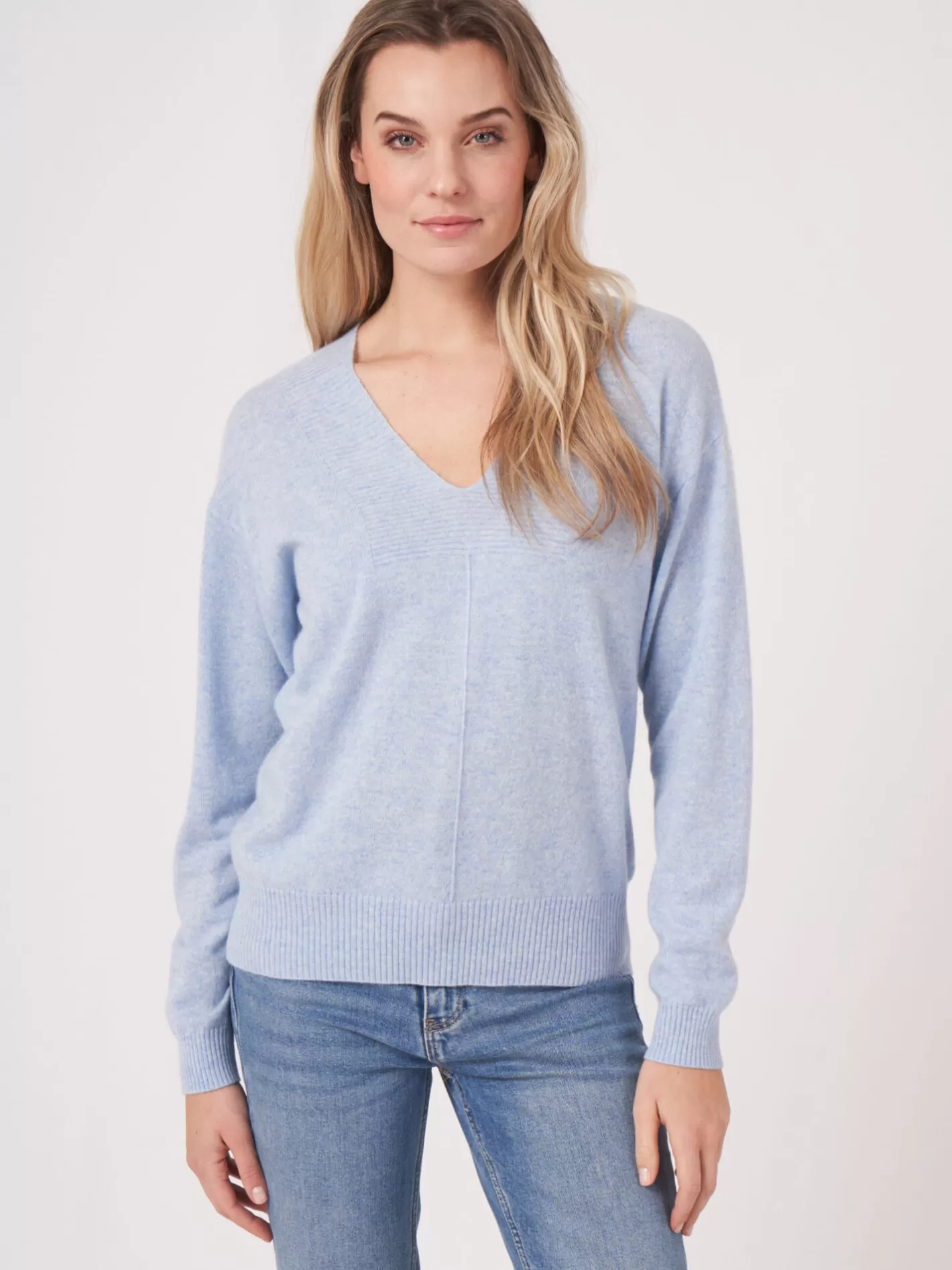 Organic Cashmere<REPEAT cashmere Organic Cashmere Sweater With Ribbed V-Neck Sky