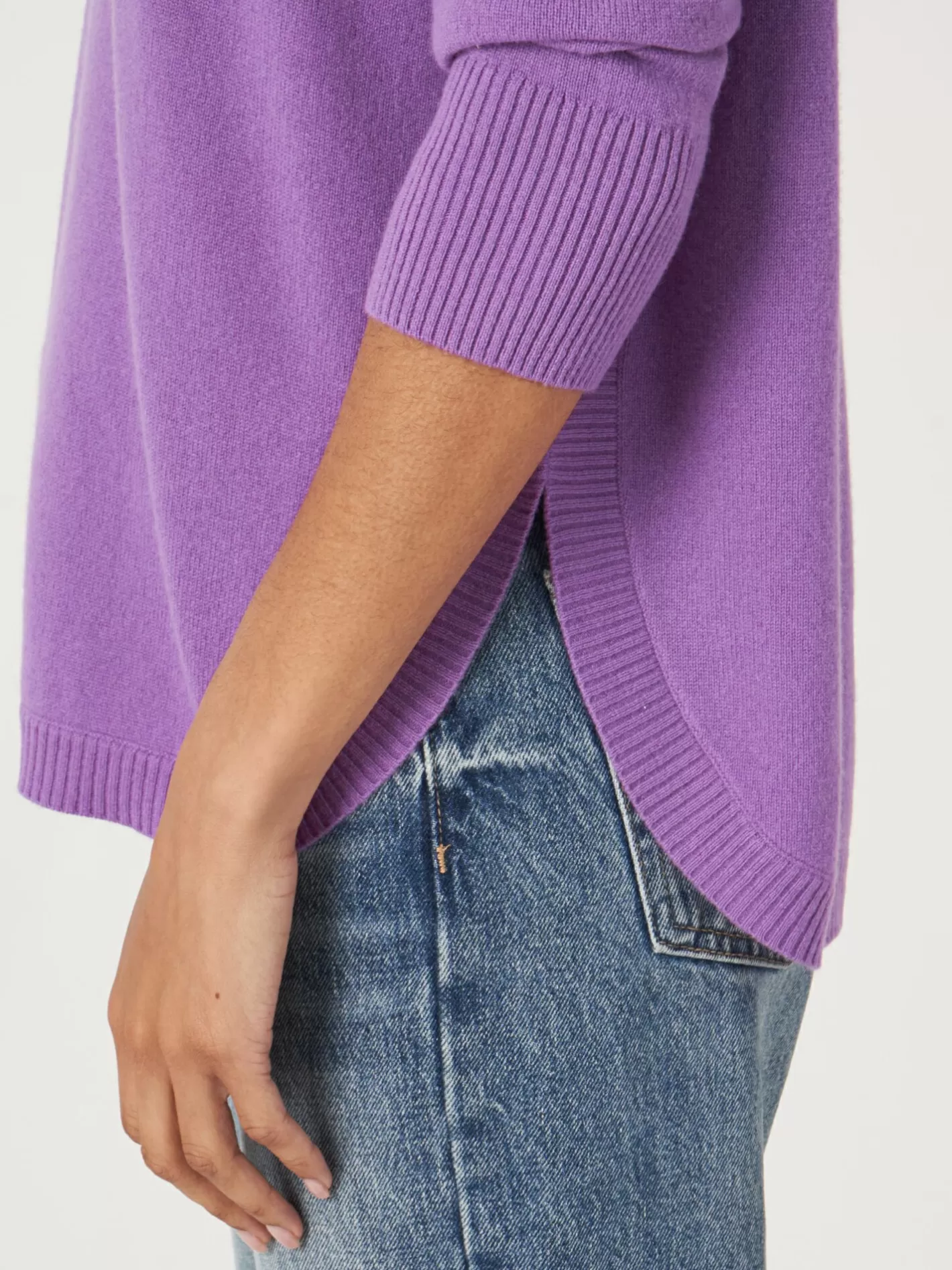 Sweaters<REPEAT cashmere Round Hem Cashmere Sweater With Boatneck Lilac