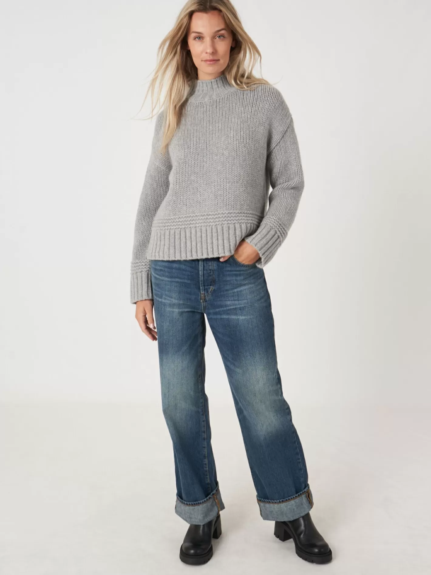 Sweaters<REPEAT cashmere Stand Collar Sweater With Ribbed Hem With Fancy Knit Details Light Grey