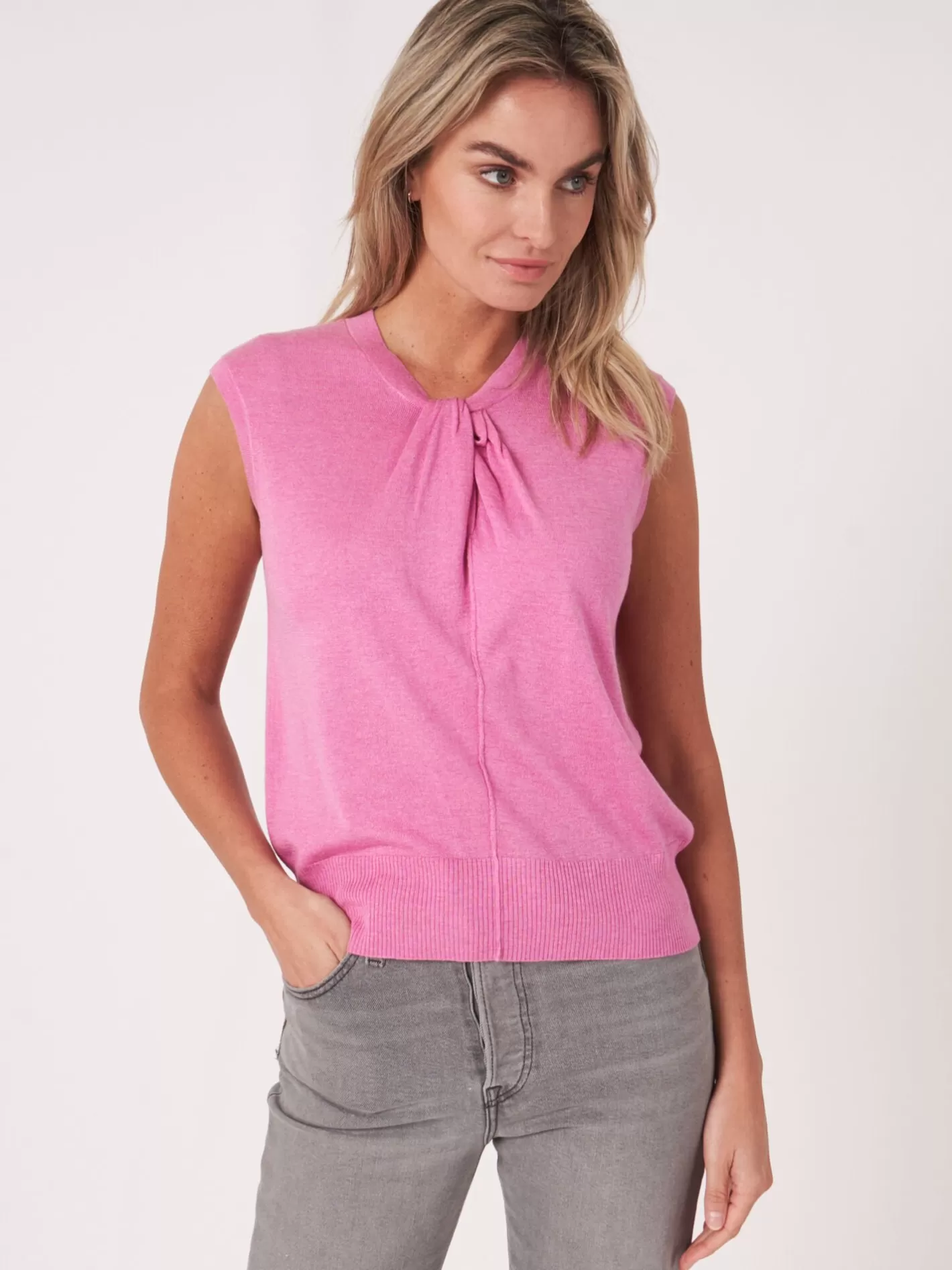 Sweaters<REPEAT cashmere Super Fine Knit Cashmere Silk Top With Neckline With Twisted Knot Detail Blossom