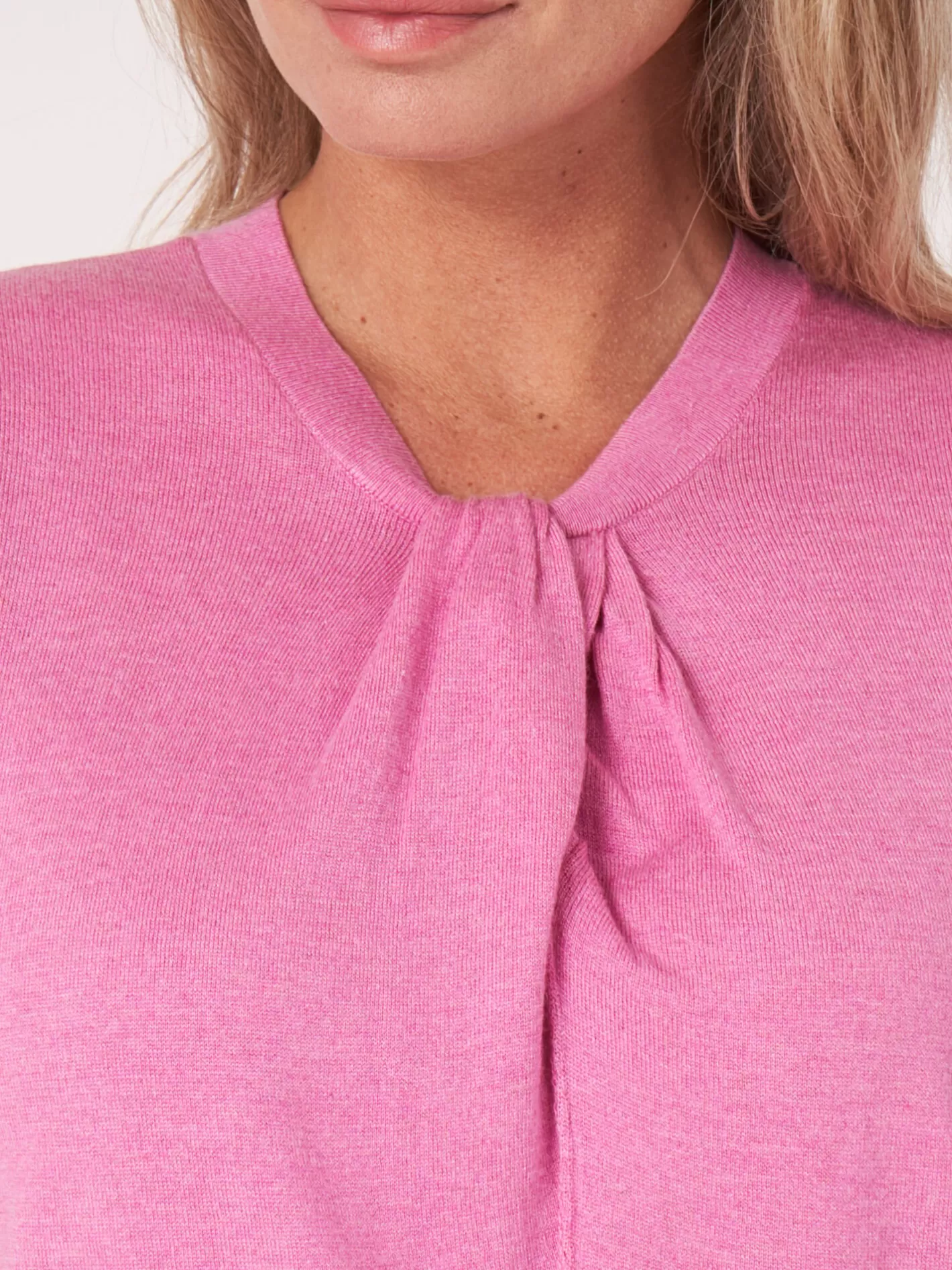Sweaters<REPEAT cashmere Super Fine Knit Cashmere Silk Top With Neckline With Twisted Knot Detail Blossom