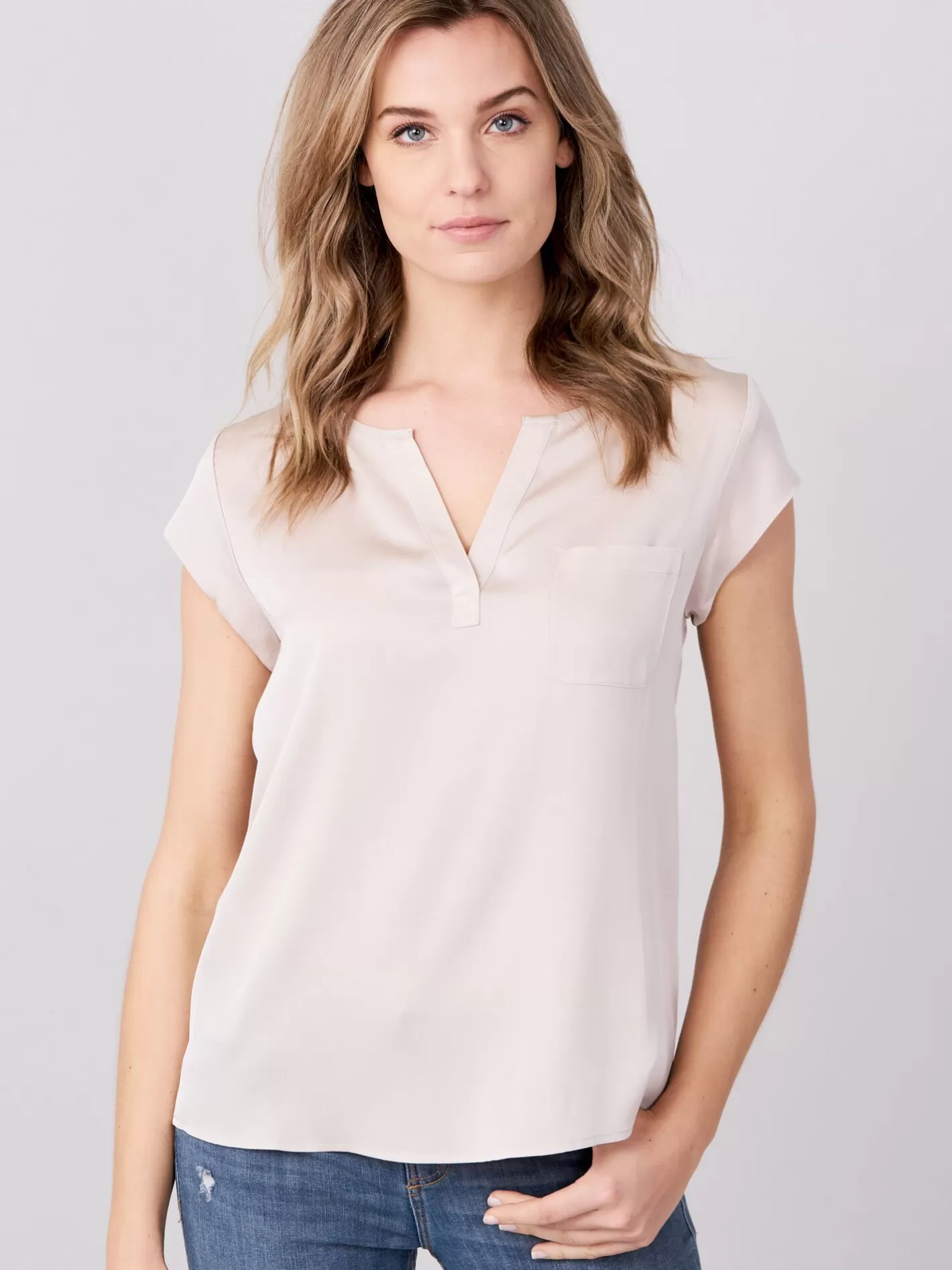 Blouses<REPEAT cashmere Top With Chest Pocket Beige