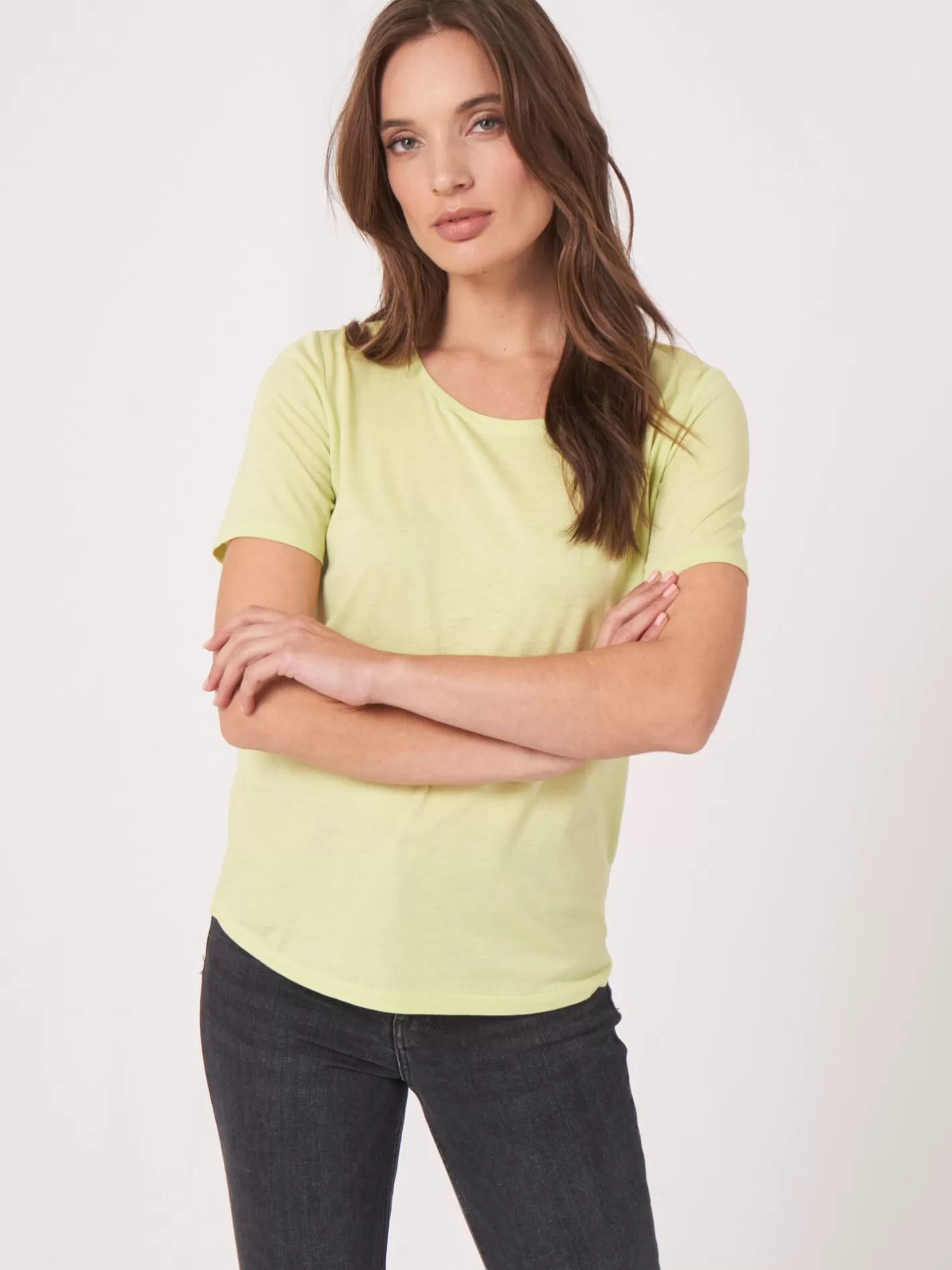 Tops<REPEAT cashmere Women's Basic T-Shirt Soda