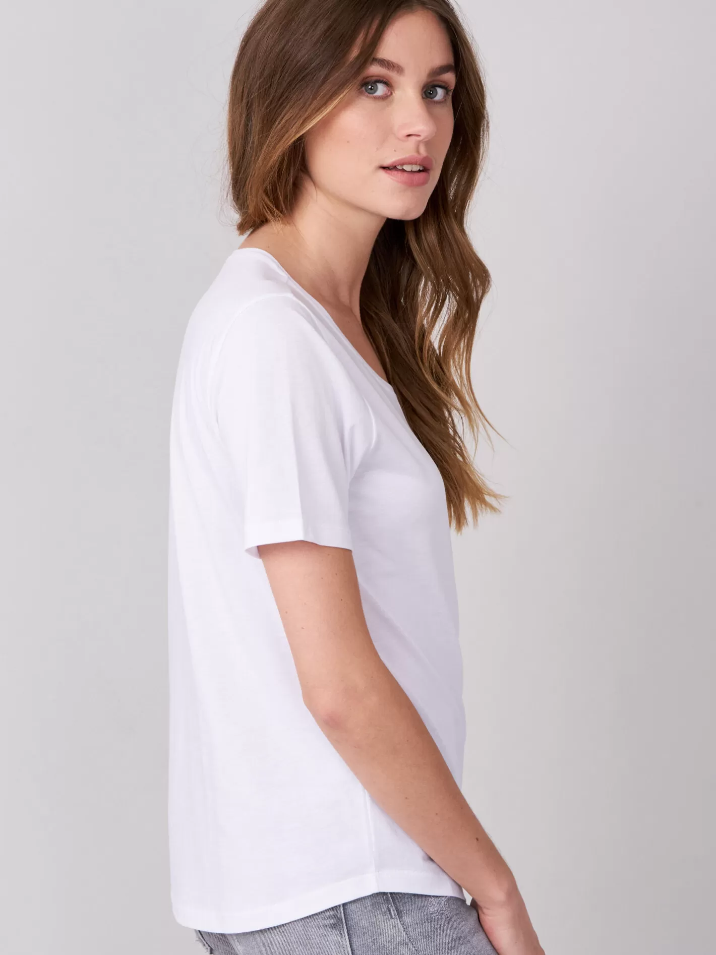 Tops<REPEAT cashmere Women's Basic T-Shirt White