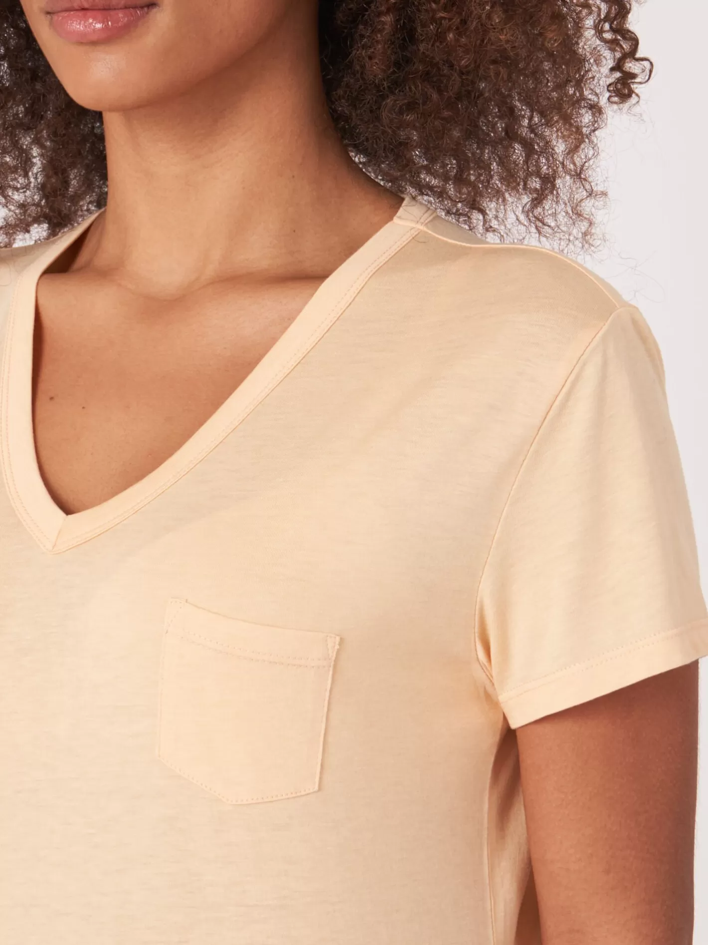 Tops<REPEAT cashmere Women's Basic V-Neck T-Shirt With Chest Pocket Glow